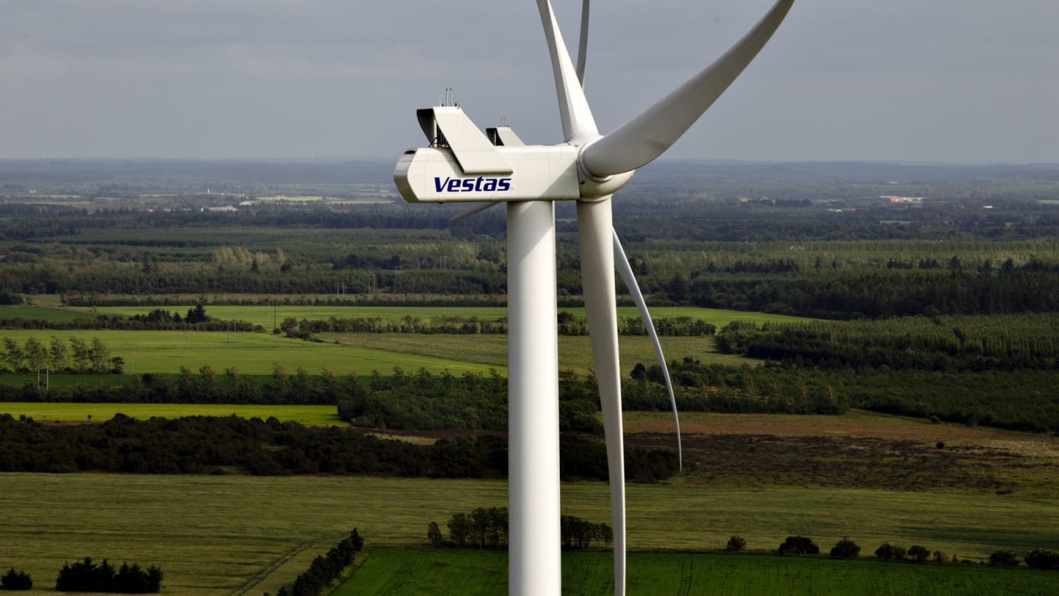 European wind stocks drop after Trump pledges to stop new turbine construction