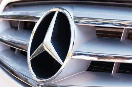 Mercedes said to explore sale of leasing unit: report (Pink Current Info:MBGAF)