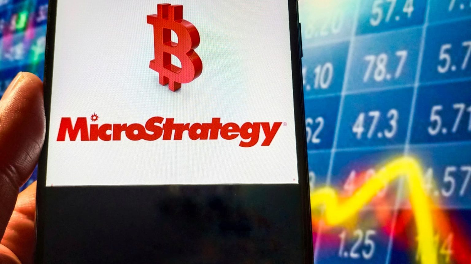 MicroStrategy is a buy that can gain more than 50% from here, Mizuho says