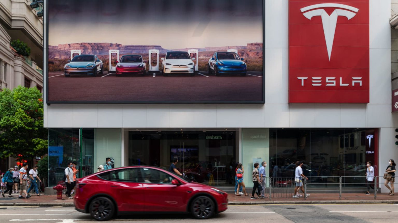 Tesla reported weaker-than-expected earnings. Here’s what analysts had to say