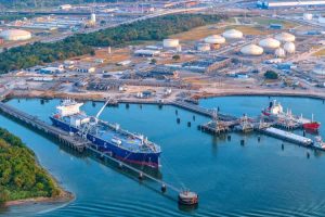 Venture Global plunges after adding B to Plaquemines LNG project cost forecast (VG:NYSE)