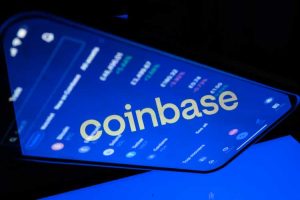 Coinbase regains ground in crypto trading, eroding Robinhood’s market share (COIN:NASDAQ)