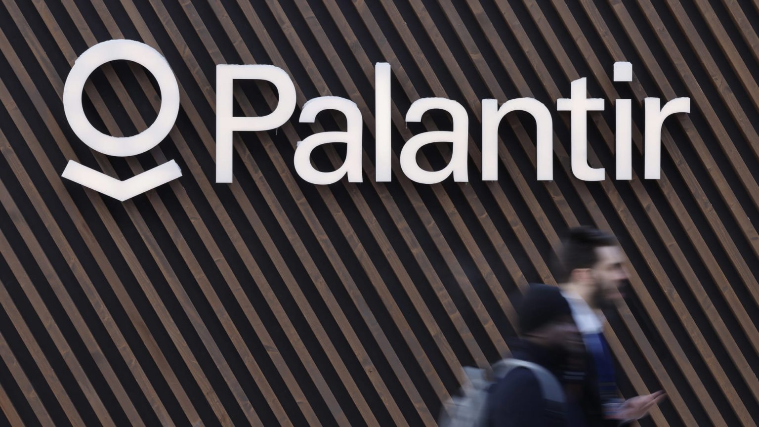 Josh Brown says Palantir is now trapped in ‘no-man’s land’ after stock momentum breaks