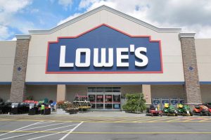 Lowe’s highlights sluggish US home-related spending