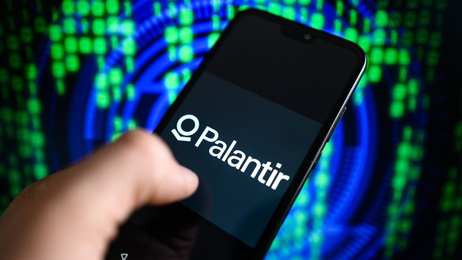 Palantir shares drop 6%, falling for a second day as retail traders’ latest cult trade starts to unwind