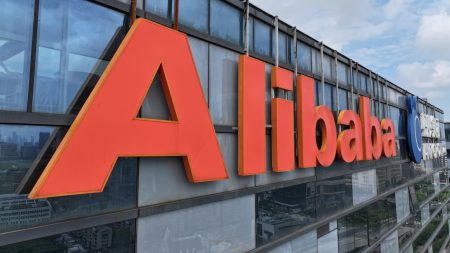 The fundamentals and charts point to an Alibaba comeback. How to profit from it