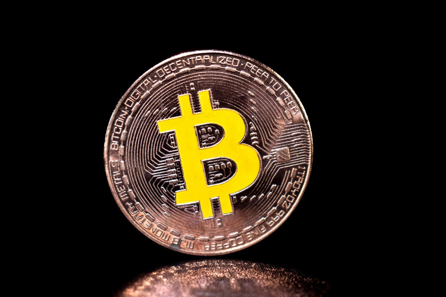 Crypto Pundit Dumps Bitcoin Holdings Sub-0,000, Lists Reasons Why It’s Time To Short