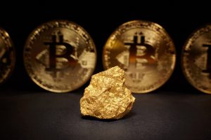 Why Bitcoin And Crypto Will Not Recover Before US Equities Market: Expert